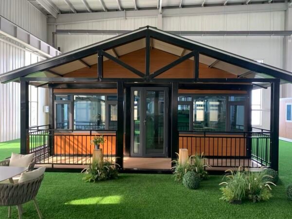 Double-Wing Expandable Container House